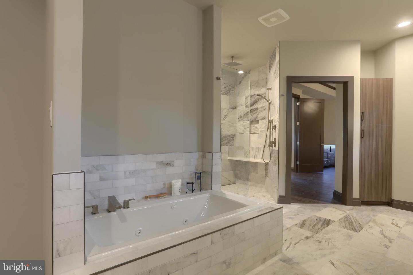 1227 Mosaic Dr #393