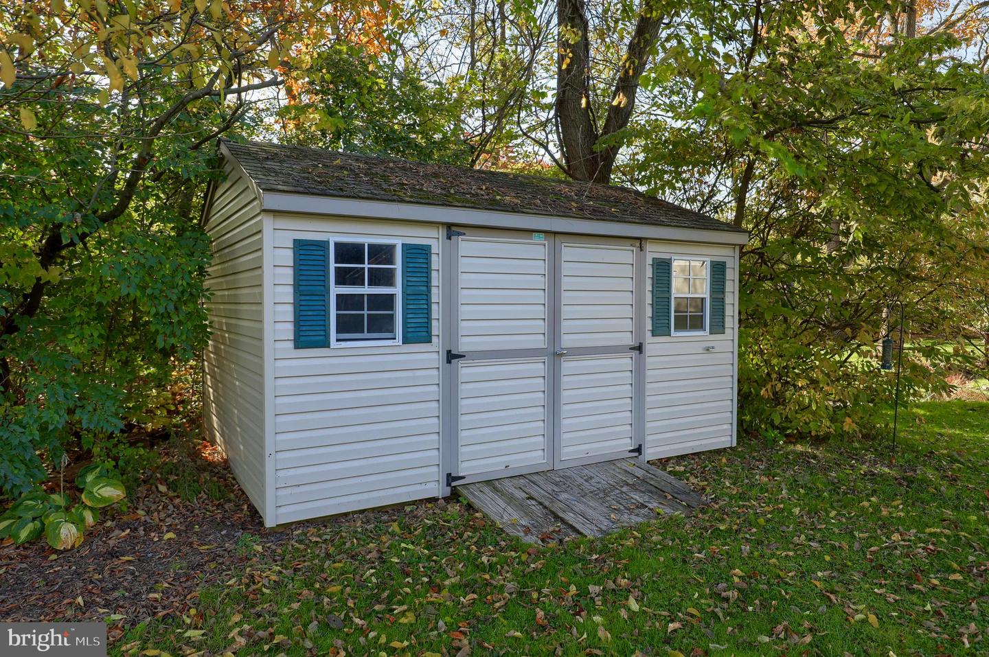 1146 Harvest Dr