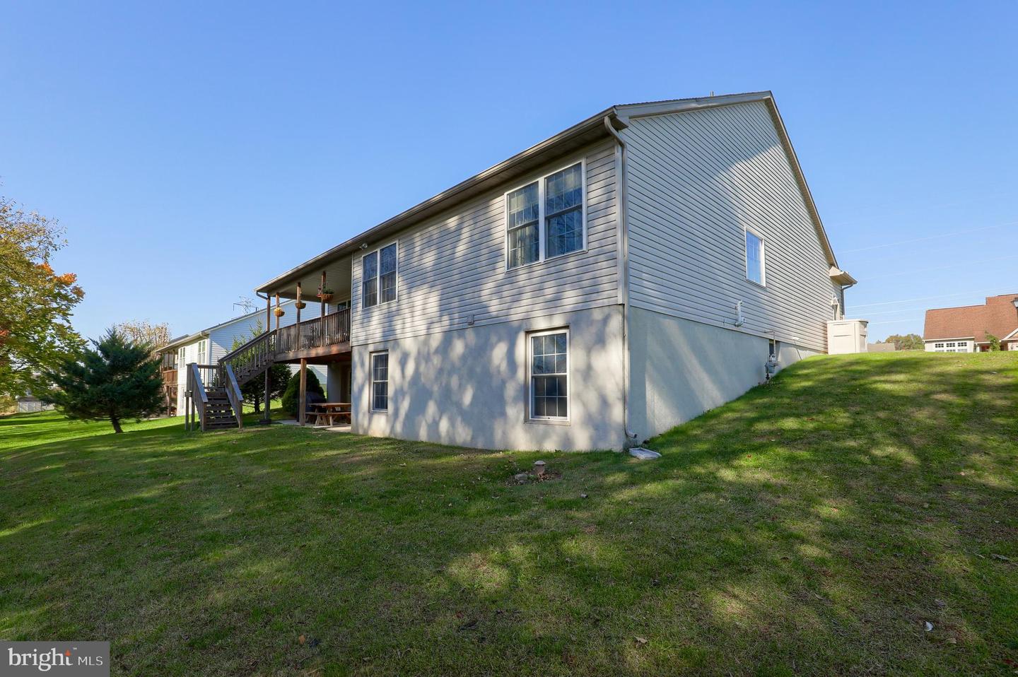 1146 Harvest Dr