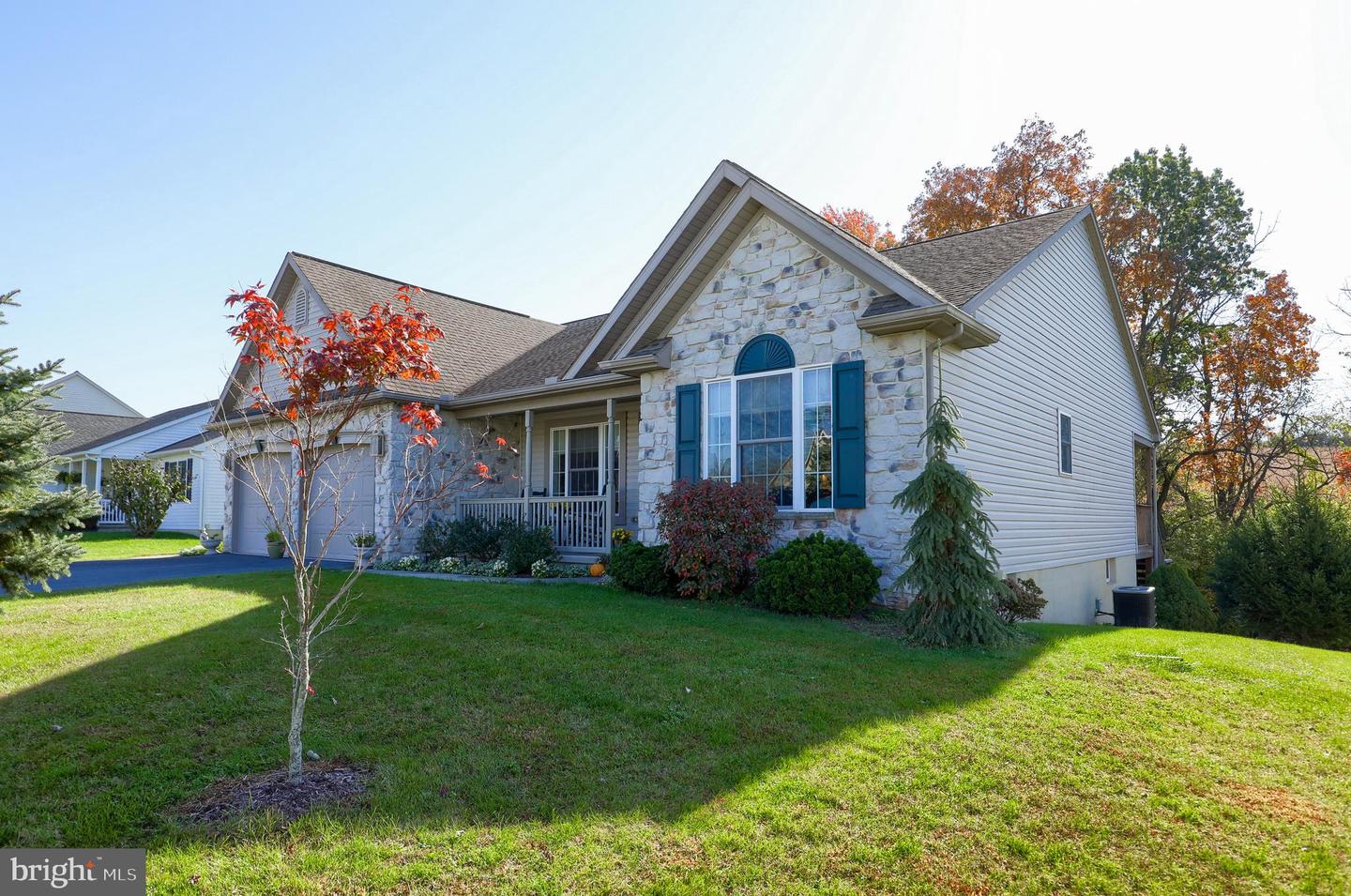 1146 Harvest Dr