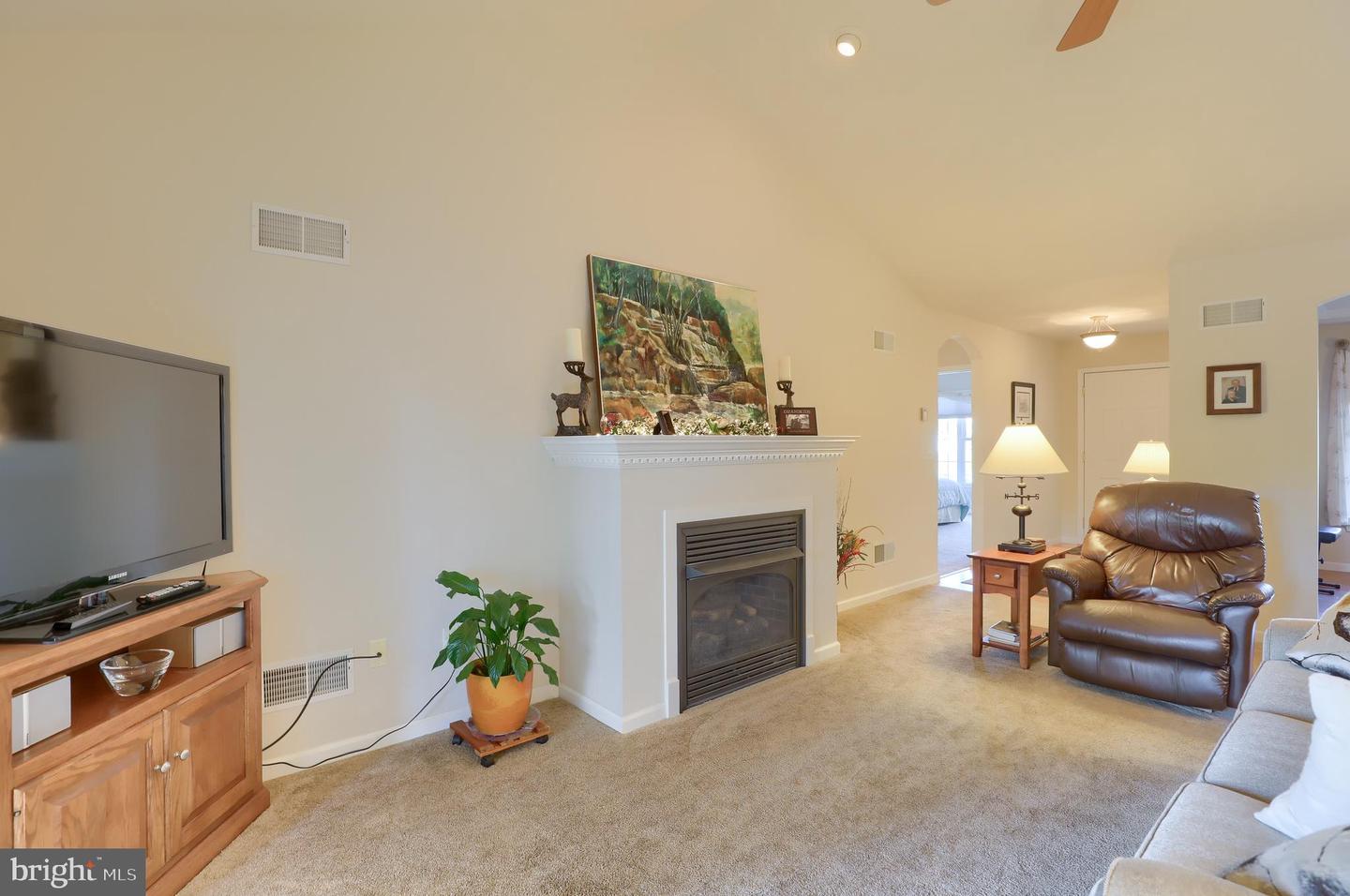 1146 Harvest Dr