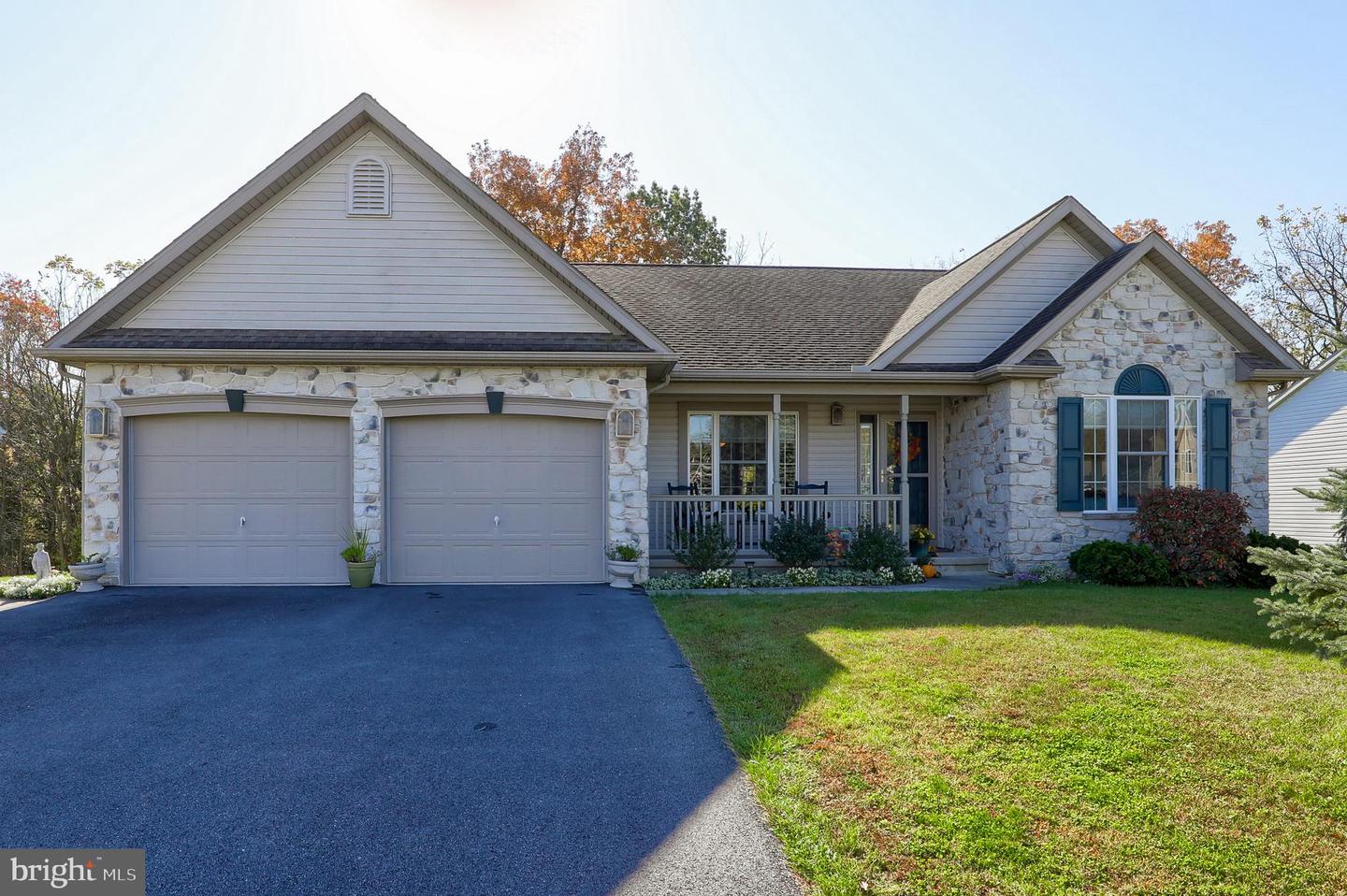 1146 Harvest Dr