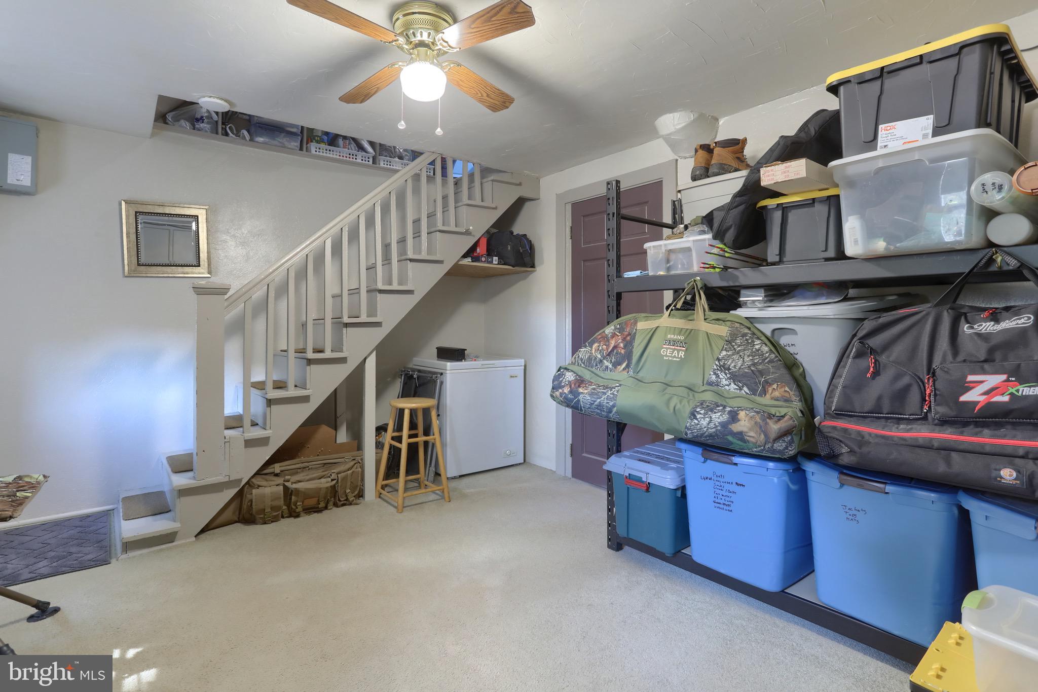 195 Race St
