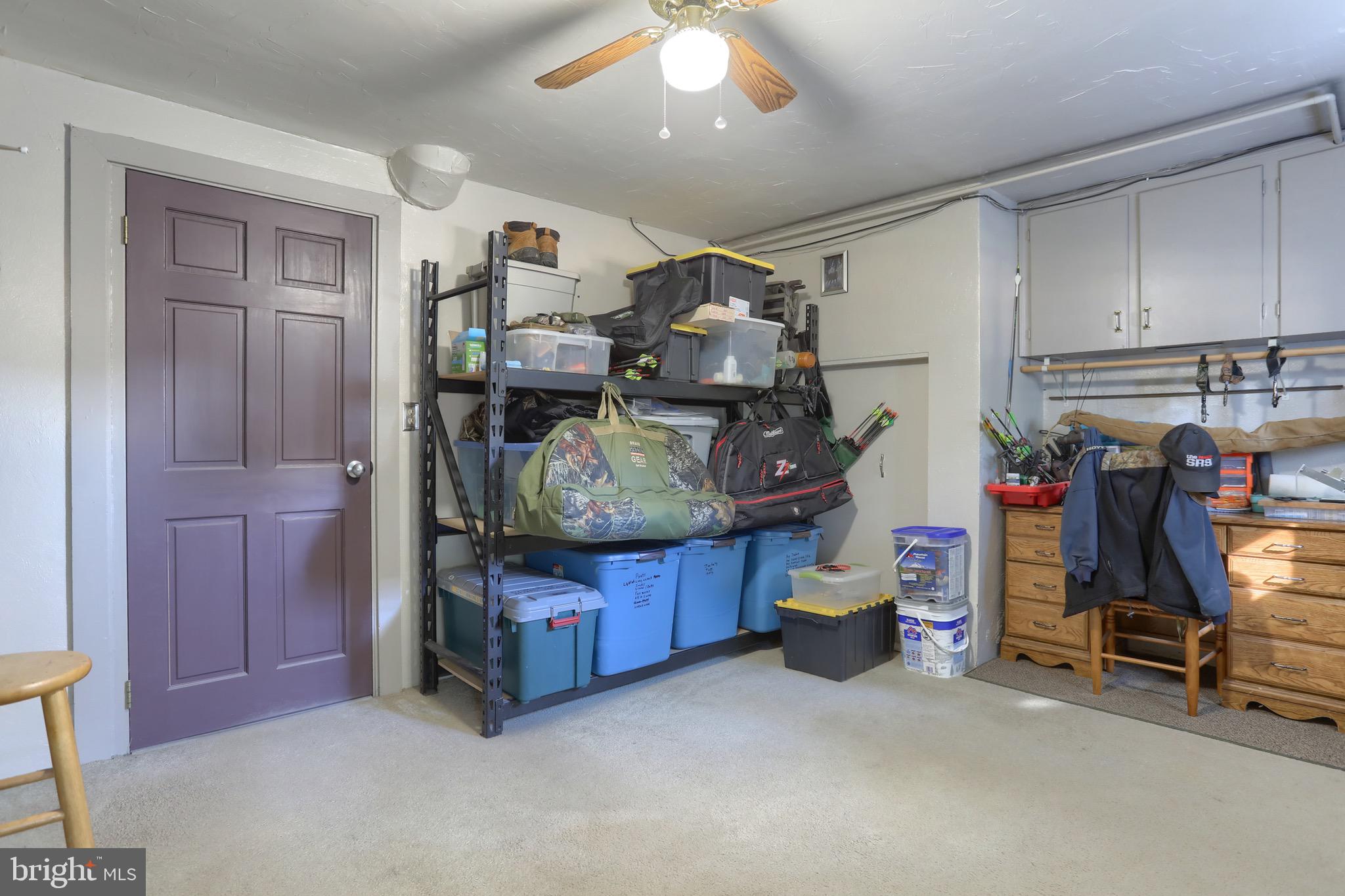 195 Race St