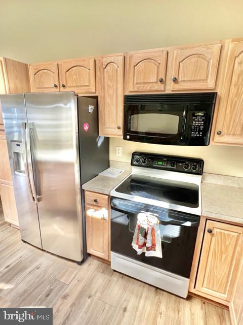 800 Marcon Dr