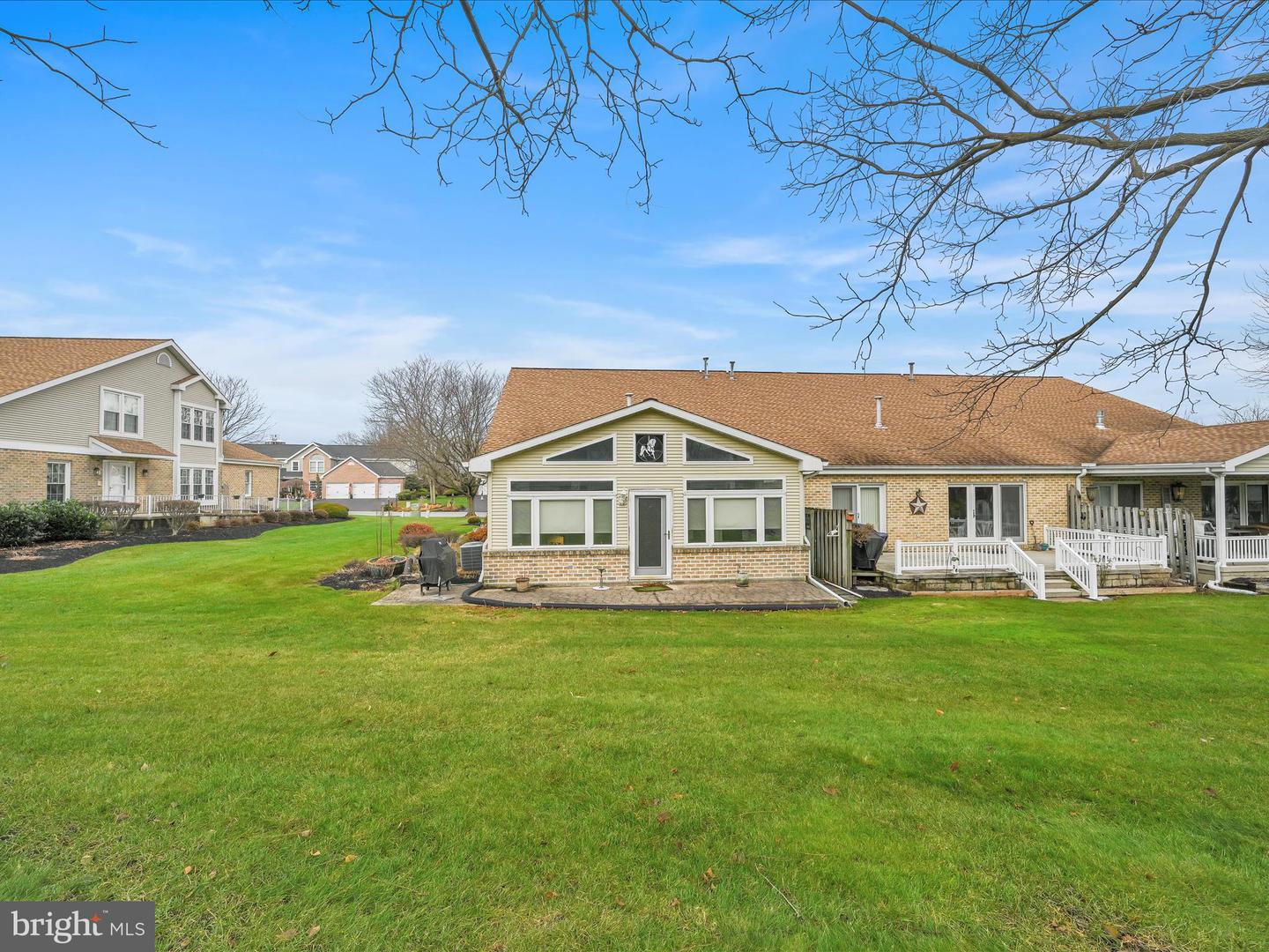 146 Stone Hedge Ct