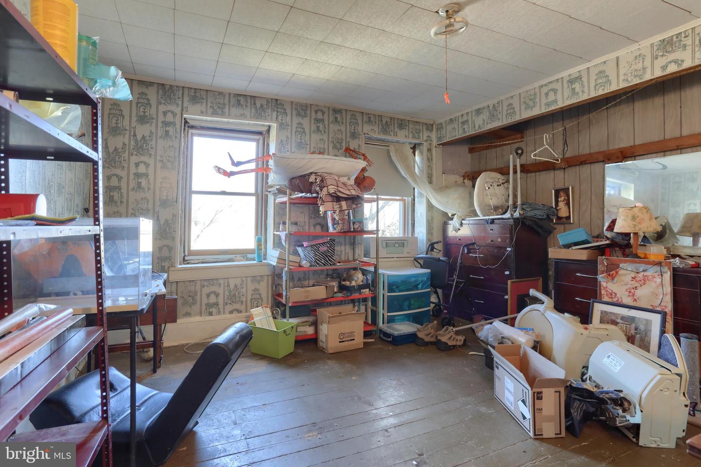 2098 Weavertown Rd