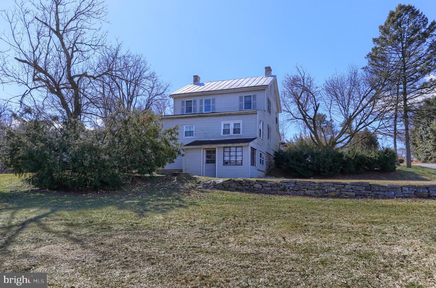 2098 Weavertown Rd