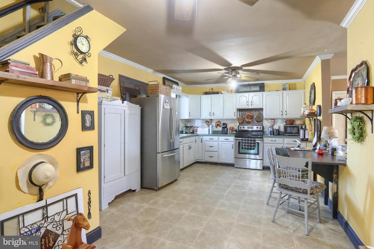 2098 Weavertown Rd