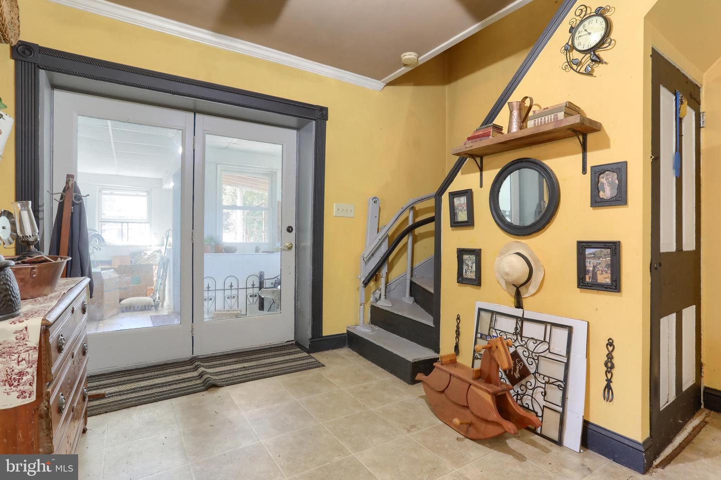 2098 Weavertown Rd