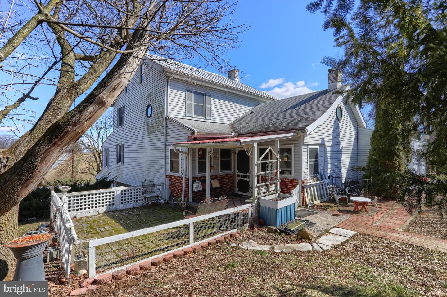 2098 Weavertown Rd