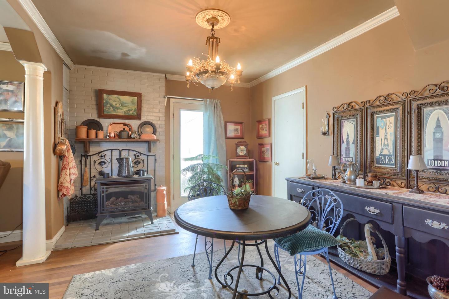 2098 Weavertown Rd