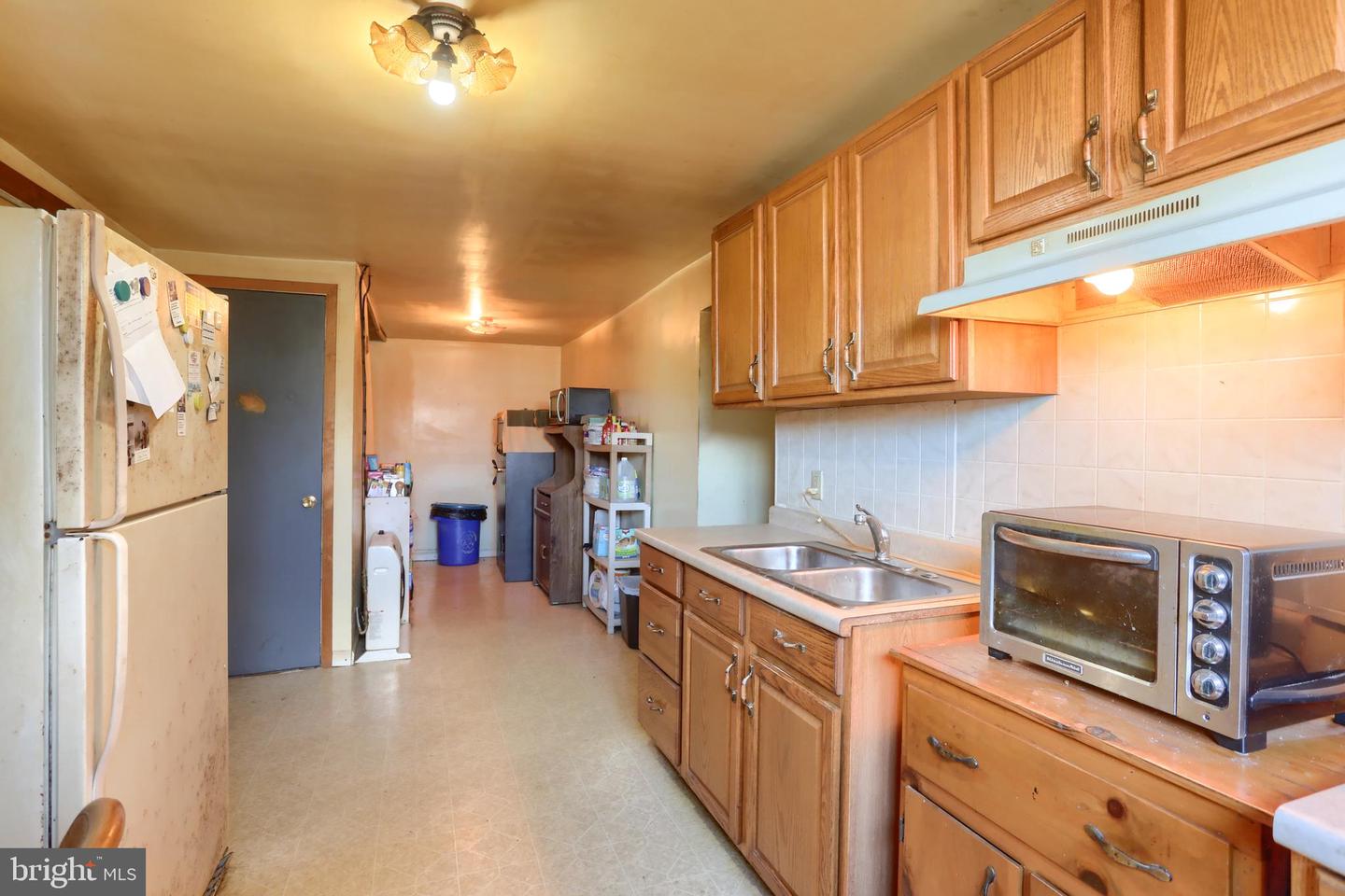 2098 Weavertown Rd