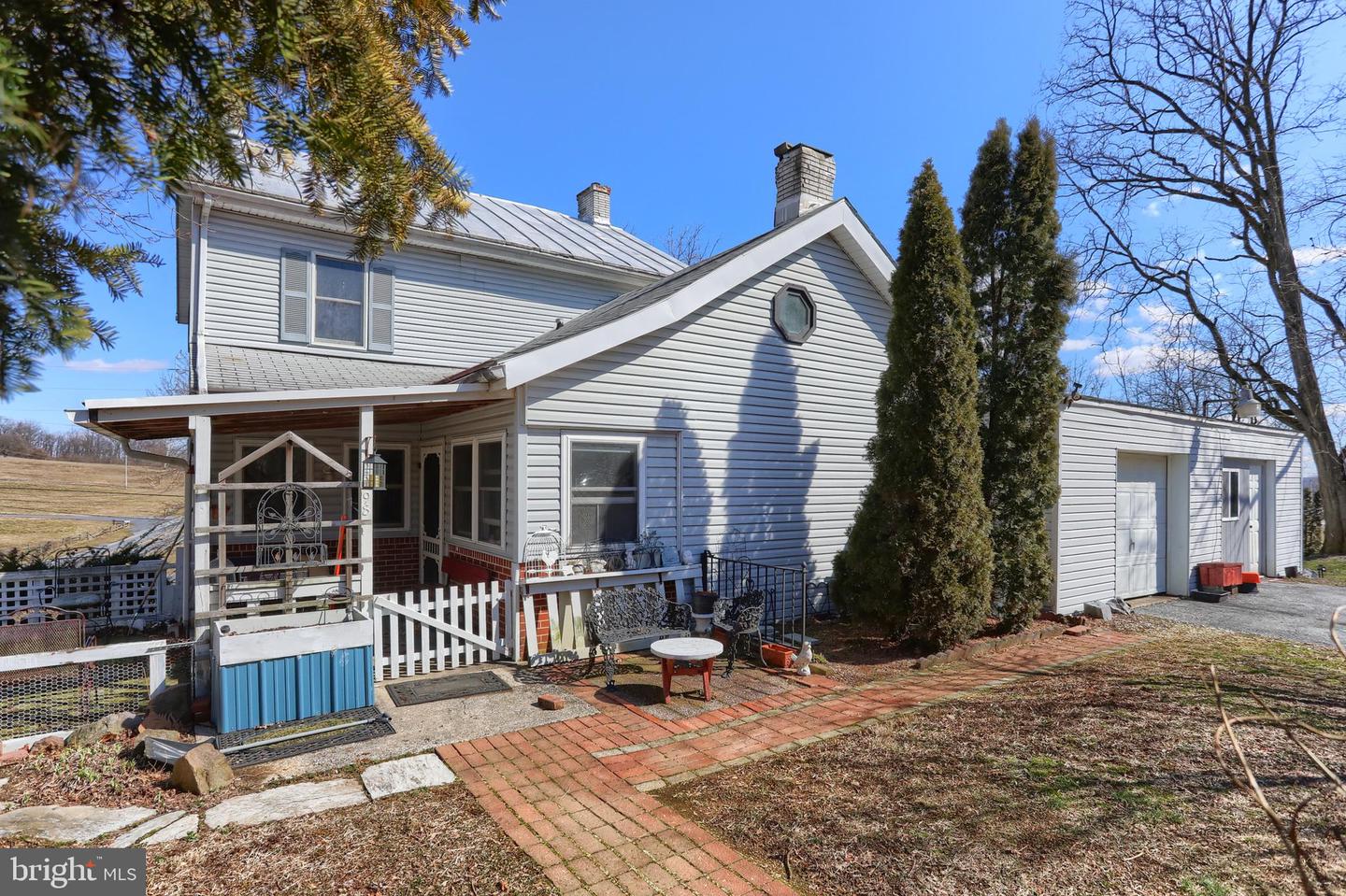2098 Weavertown Rd