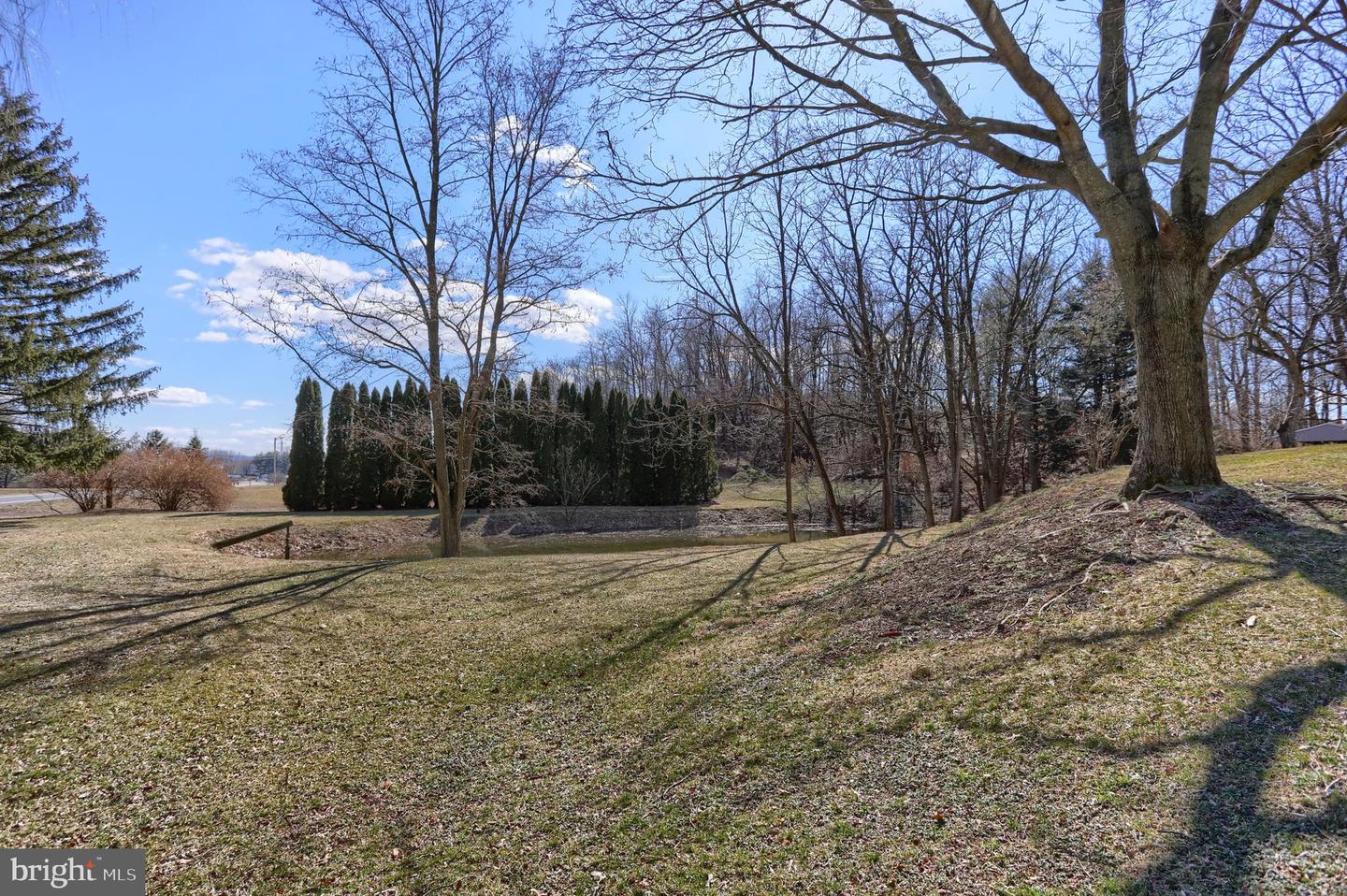 2098 Weavertown Rd