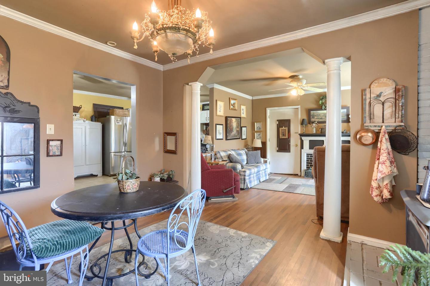 2098 Weavertown Rd