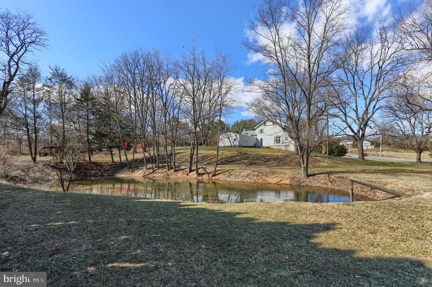 2098 Weavertown Rd