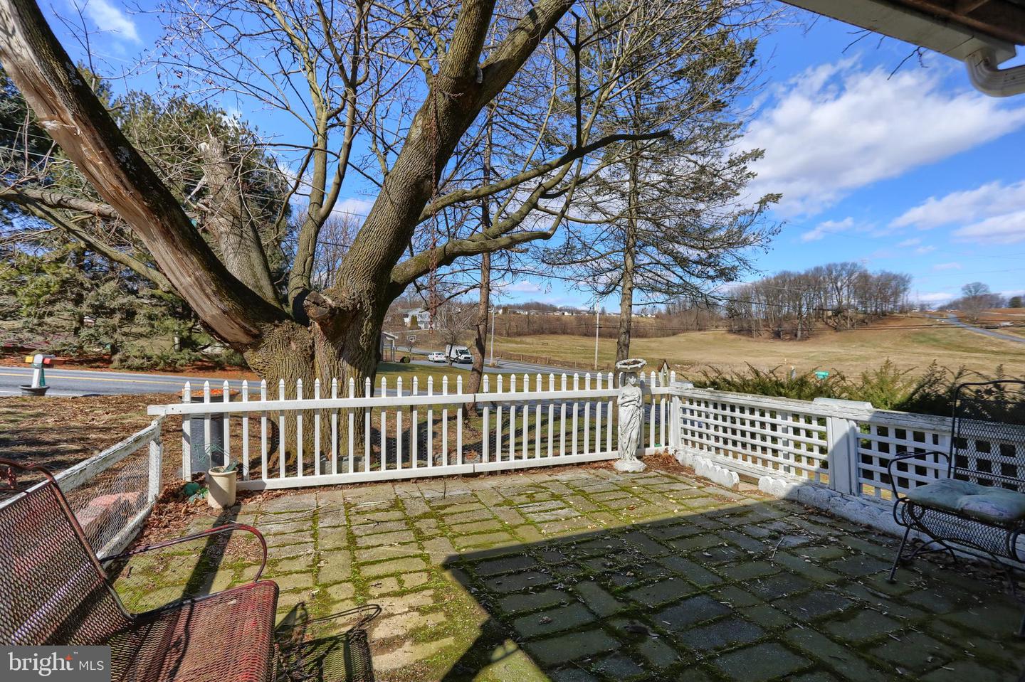 2098 Weavertown Rd
