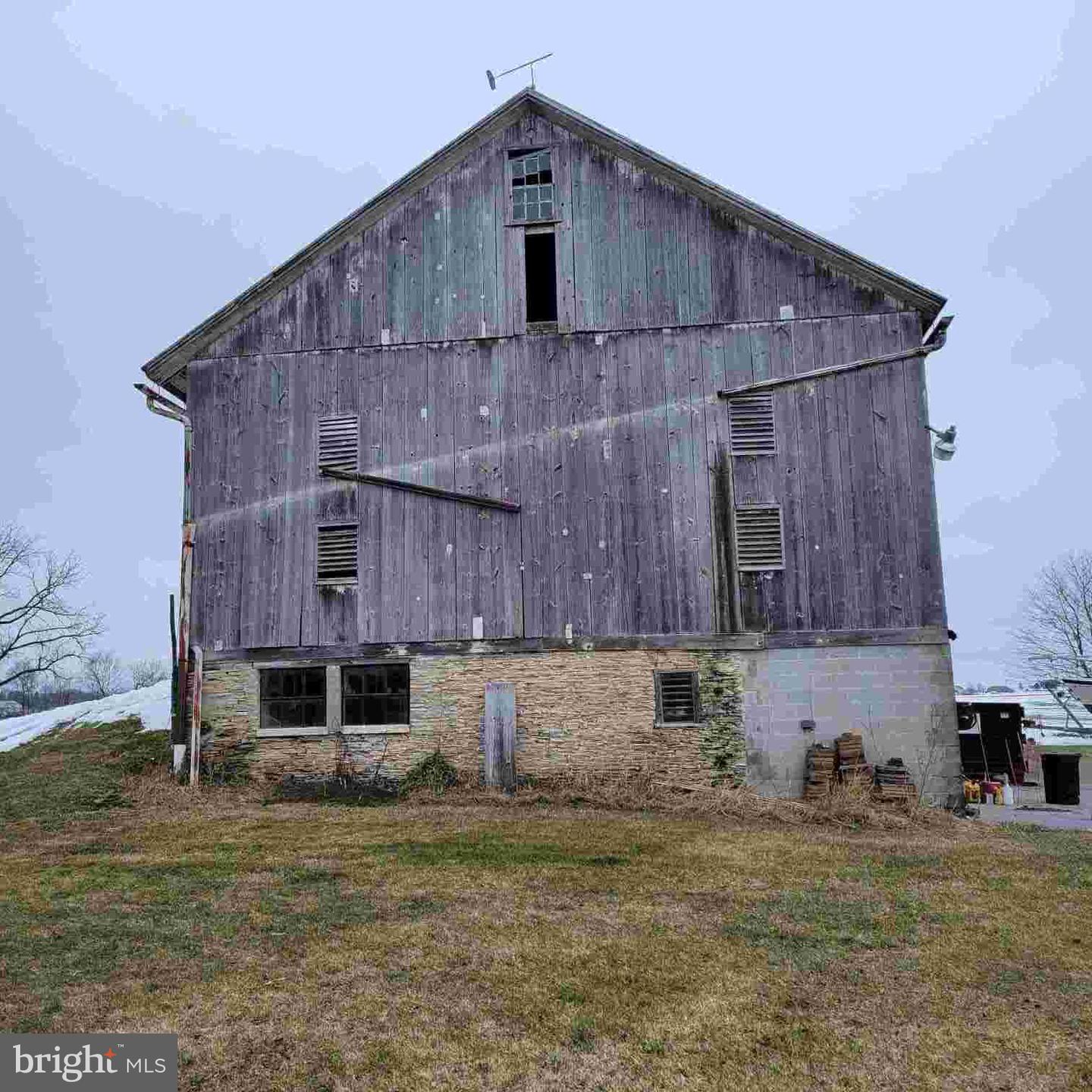 996 Shirksville Rd