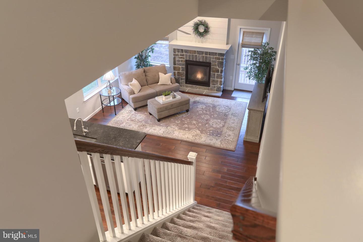 71 Beech Tree Ct