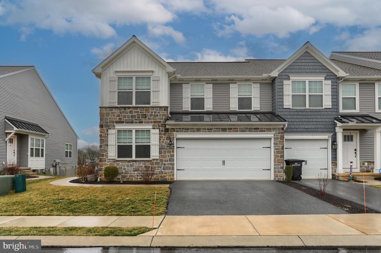 71 Beech Tree Ct