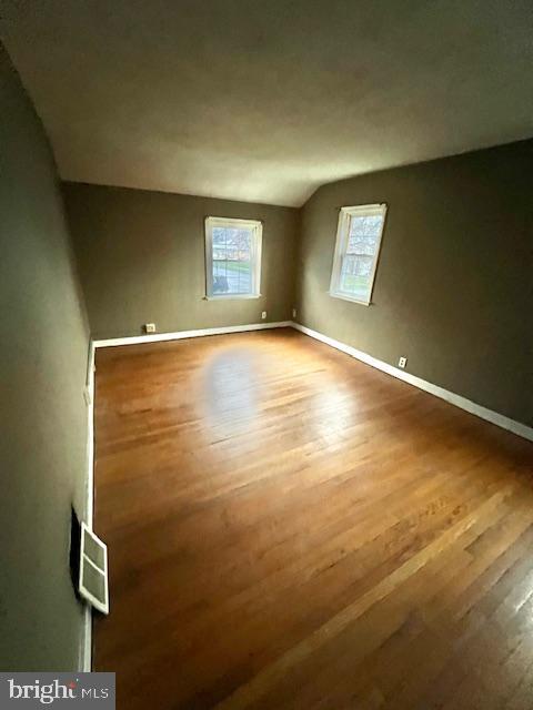 425 Park Dr