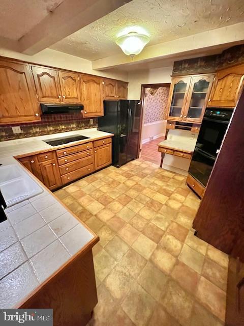 425 Park Dr