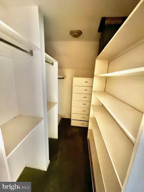 425 Park Dr