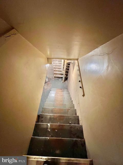 425 Park Dr