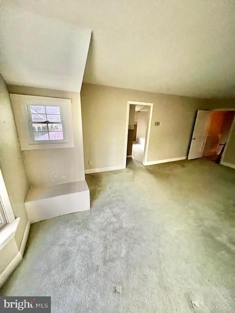 425 Park Dr
