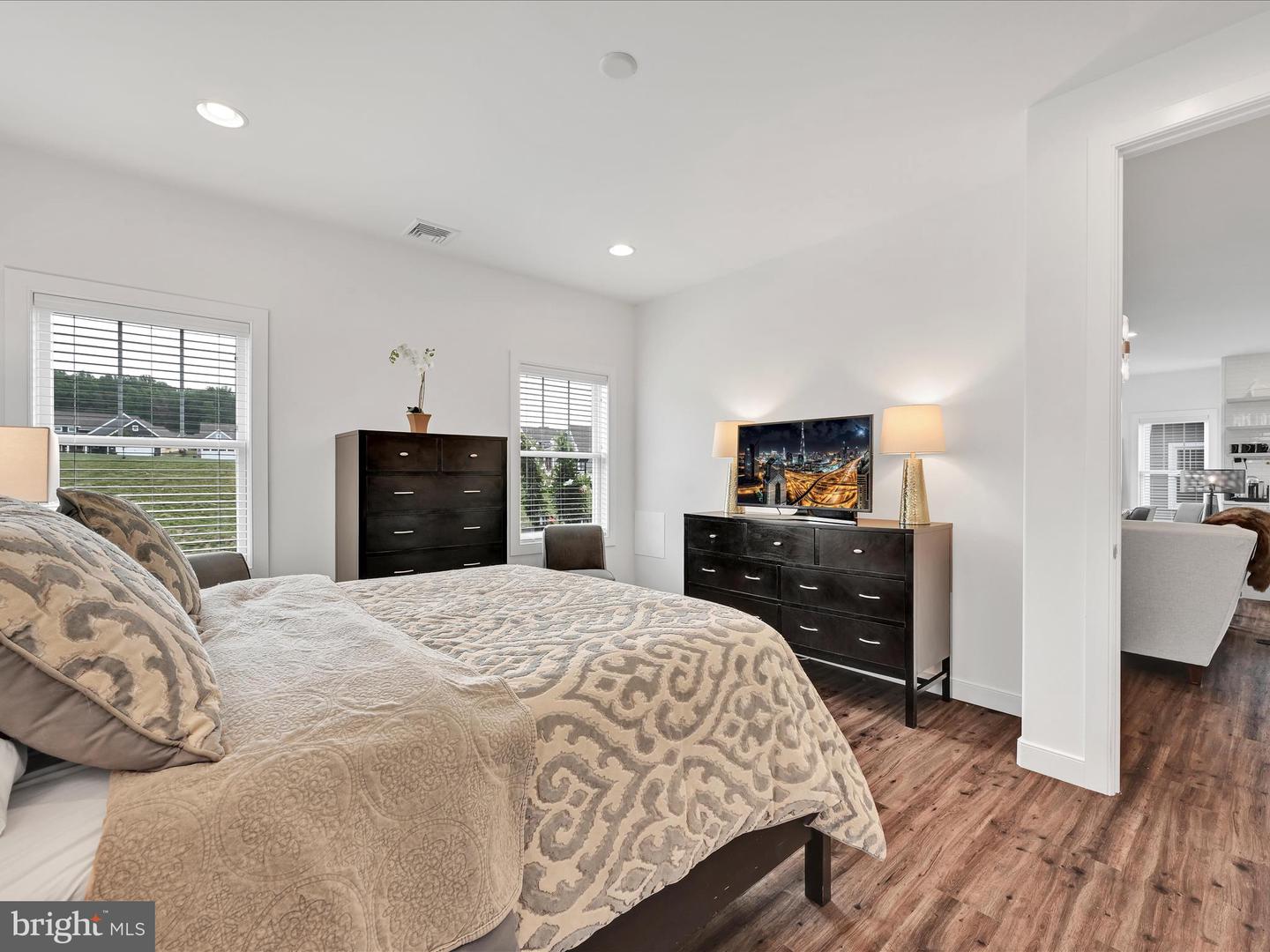 1208 Mosaic Dr
