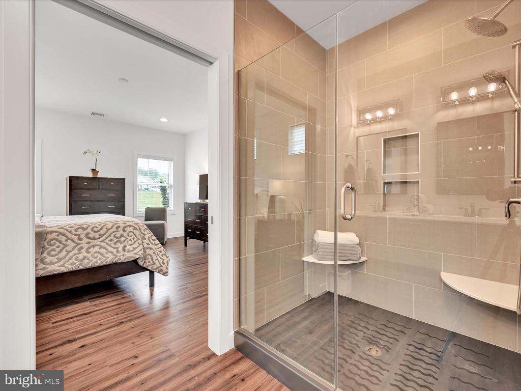 1208 Mosaic Dr