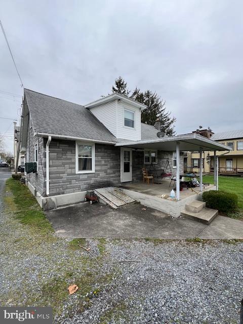 337 S 6th St