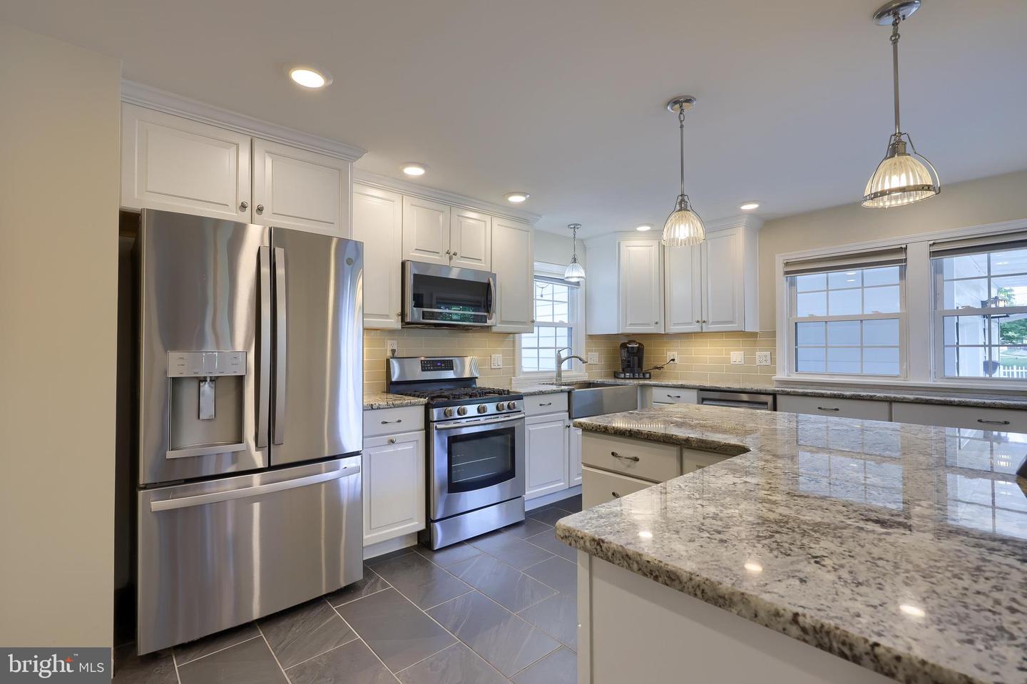 1250 Colebrook Rd