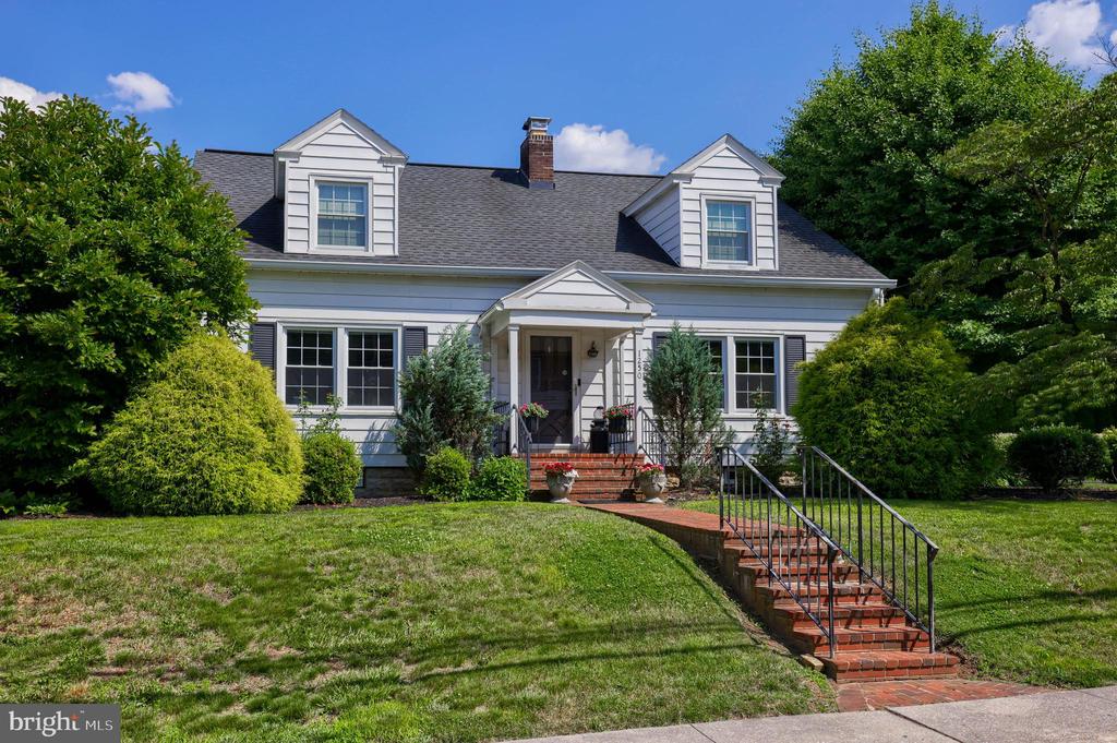 1250 Colebrook Rd