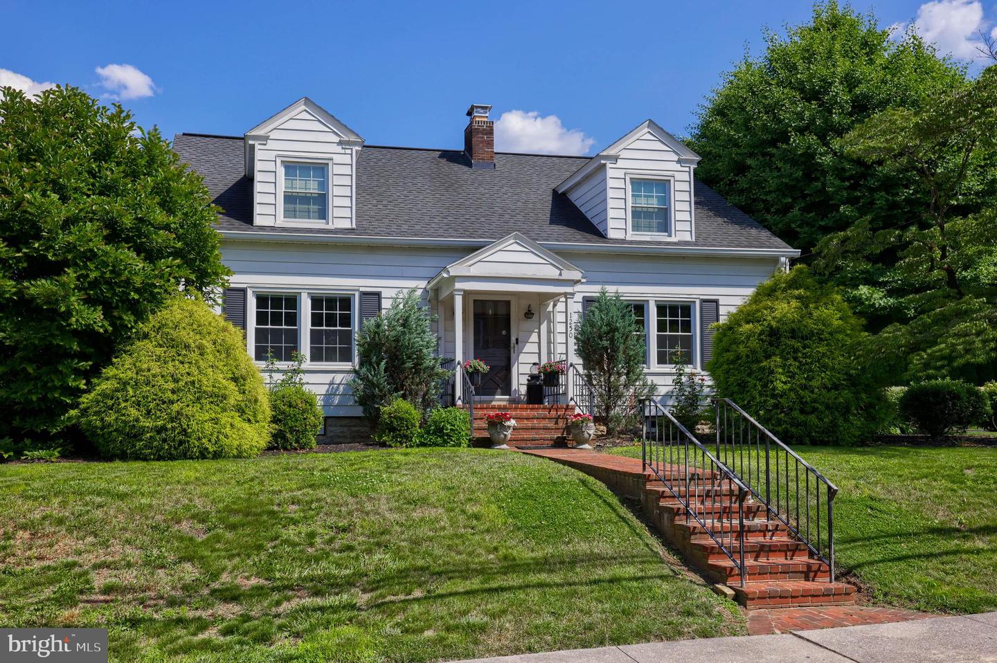 1250 Colebrook Rd