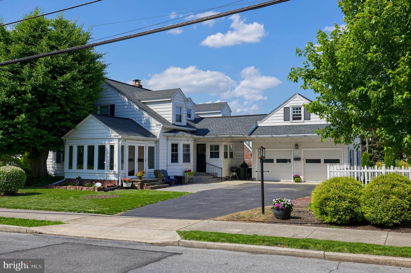 1250 Colebrook Rd