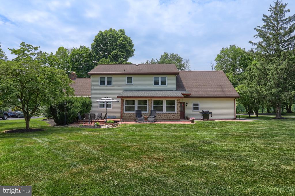 106 Maple Ln