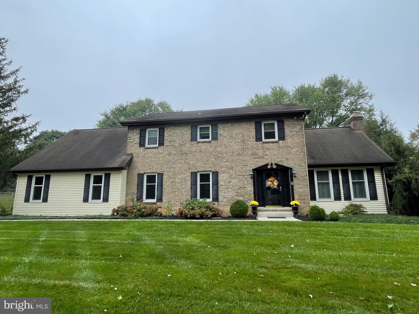 106 Maple Ln