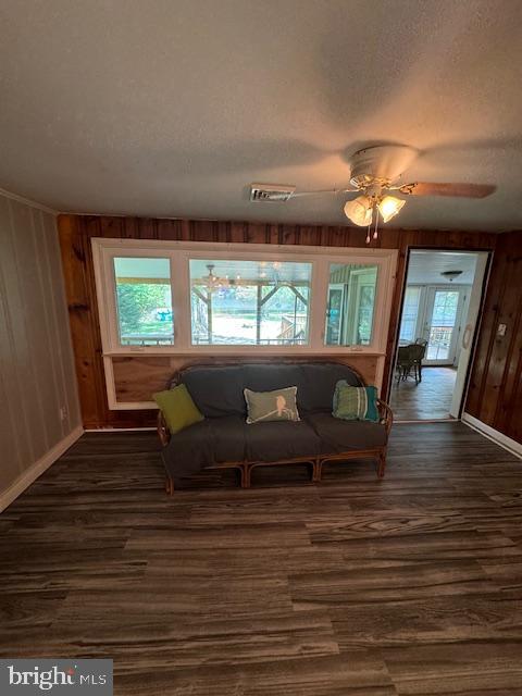 131 Laurel Dr