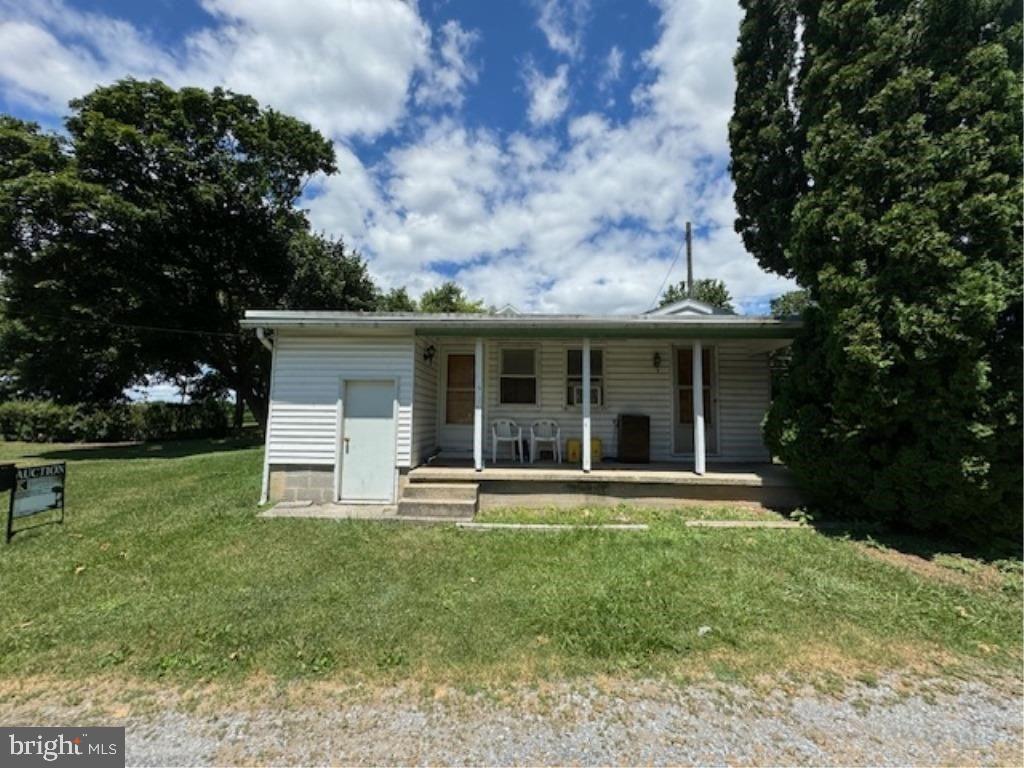 1904/1910/1916/1918/1911 Leinbaugh Avenue/Pine Alley