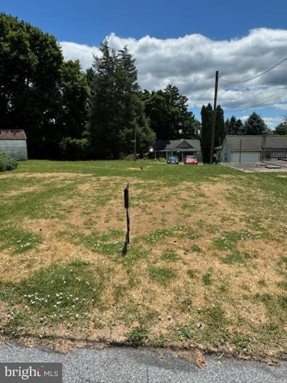 1904/1910/1916/1918/1911 Leinbaugh Avenue/Pine Alley