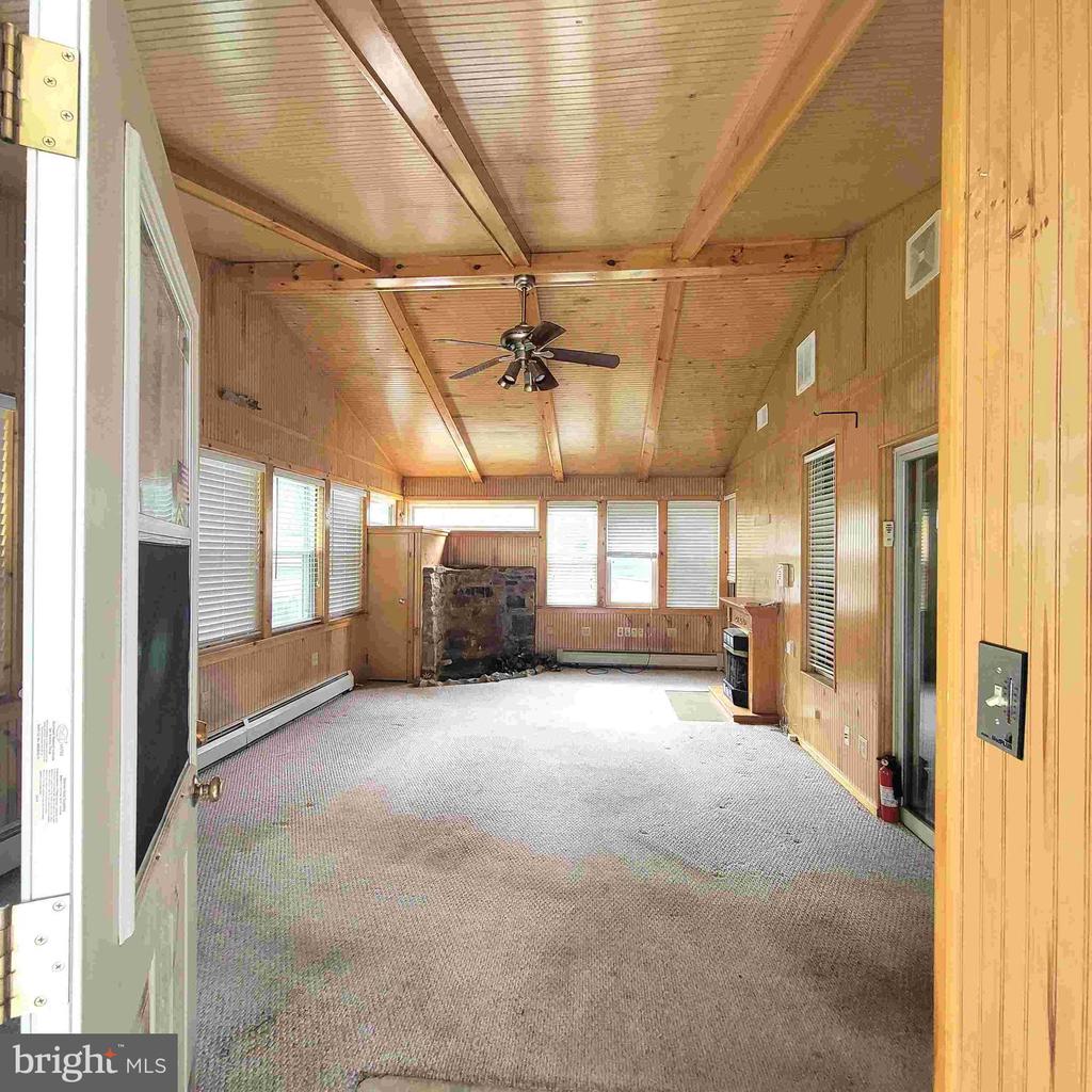 120 2nd St