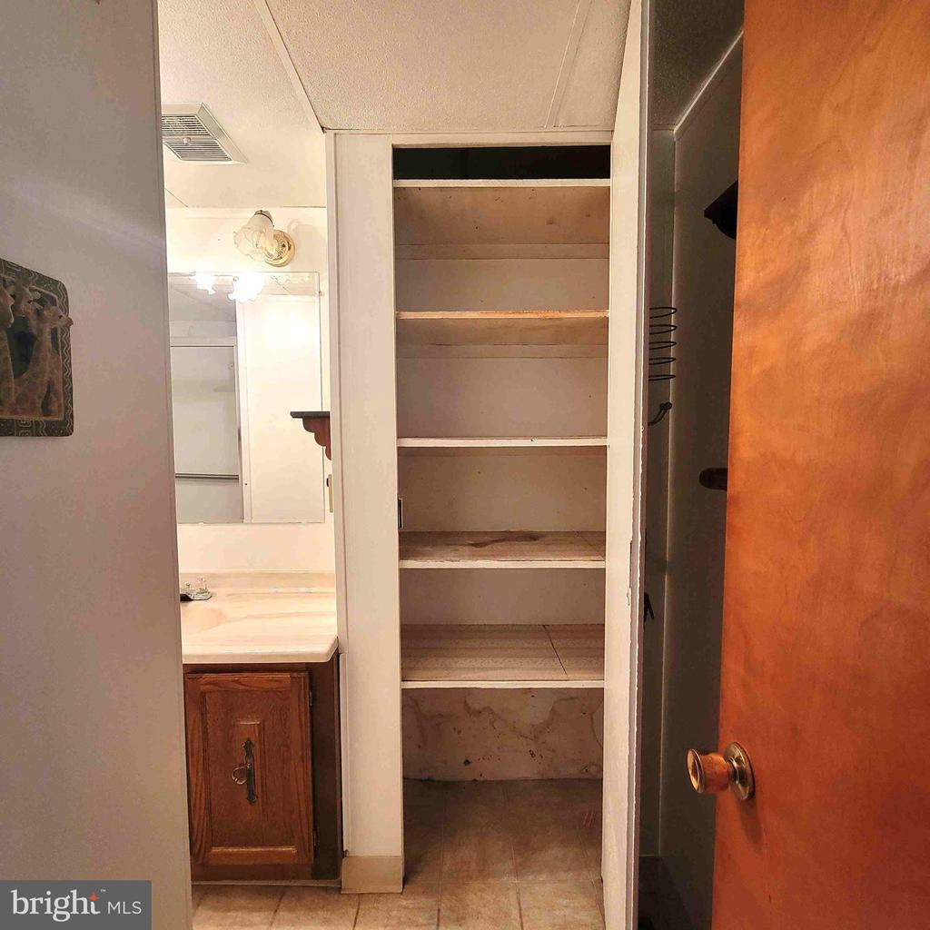 120 2nd St