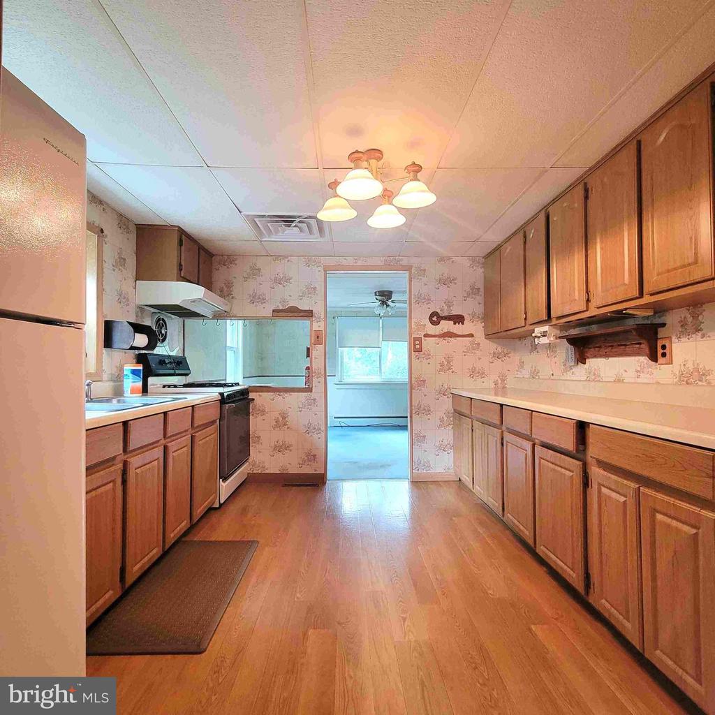 120 2nd St