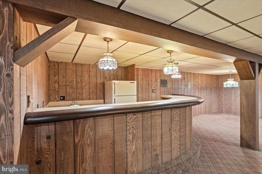 254 Crooked Ln