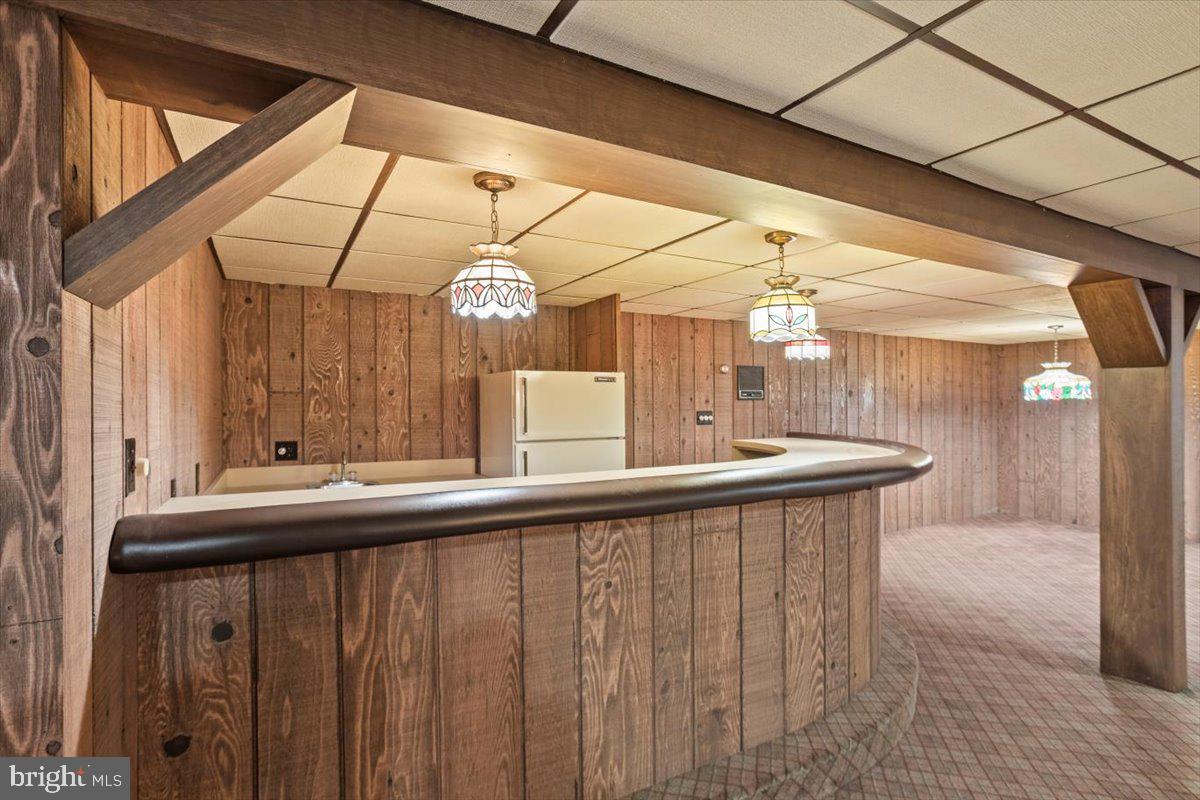 254 Crooked Ln