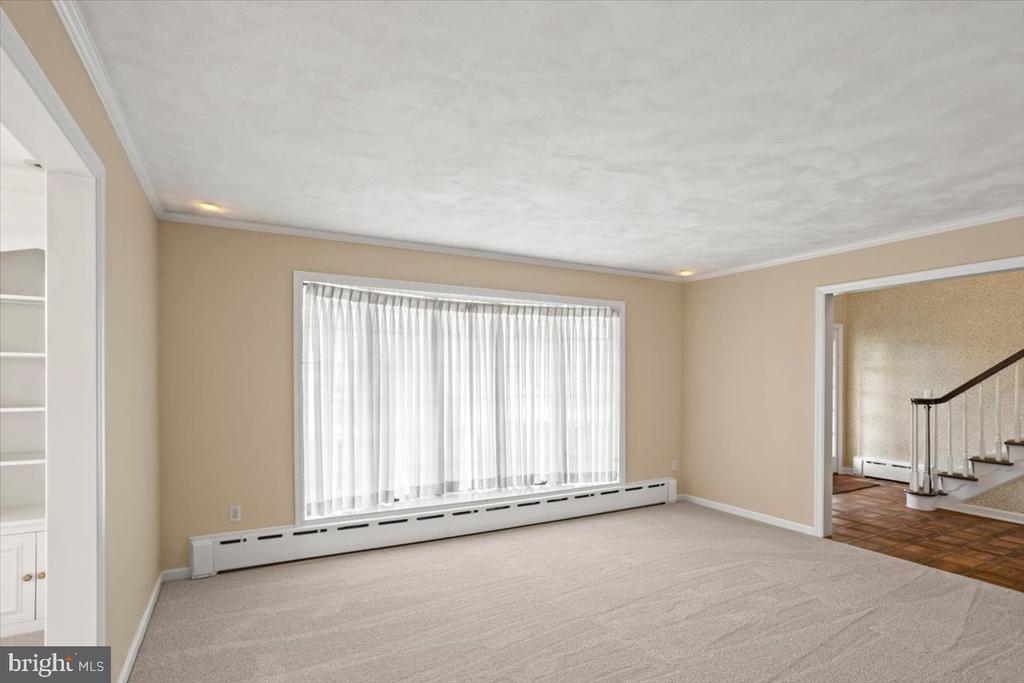 254 Crooked Ln