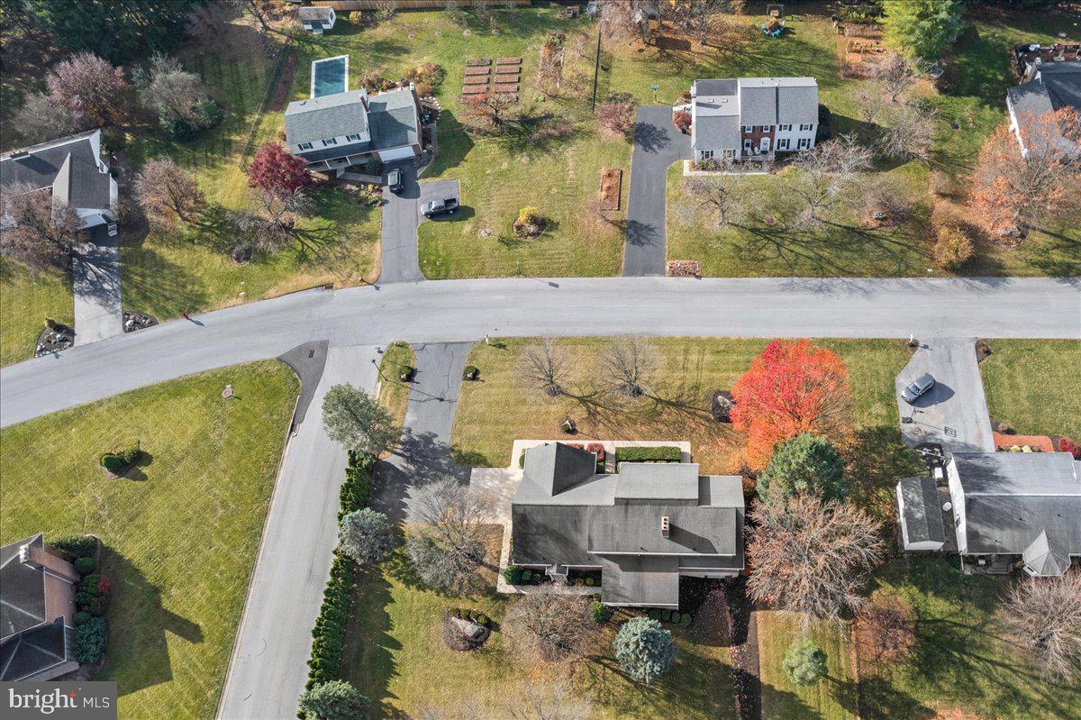 254 Crooked Ln
