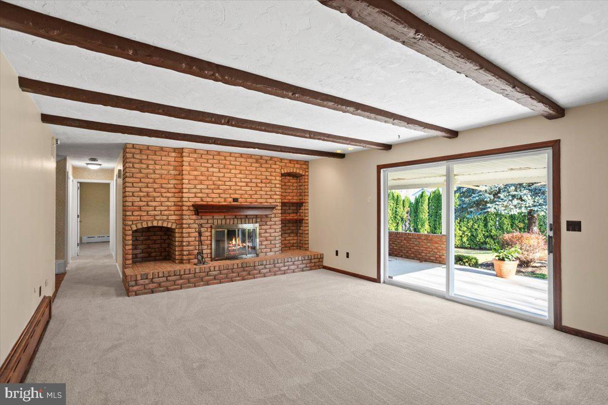 254 Crooked Ln